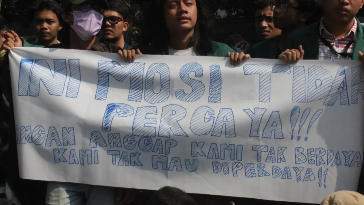 Mosi Tidak Percaya Mosi Tidak Percaya